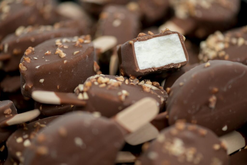 Ξυλάκι παγωτό βανίλια αμύγδαλο